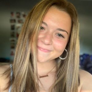 Meet your Posher, Gianna